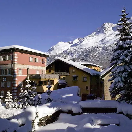 Julier Palace Hotel 3*